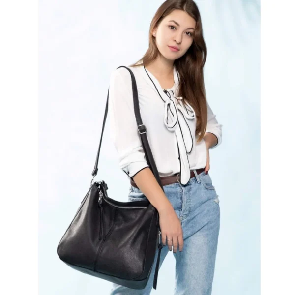 PID-63985-Women-s-PU-Leather-Zipper-Handbag-Brown-2-1000x1000-1.webp Women's PU Leather Zipper Handbag (Black)