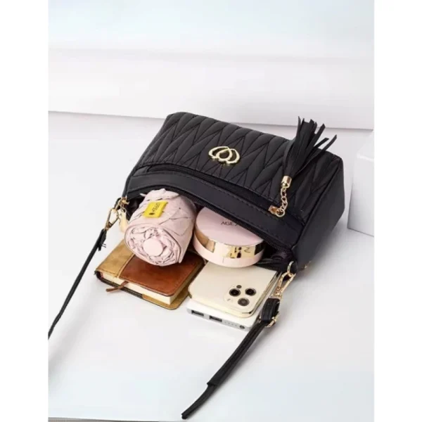 PID-63988-Women-s-PU-Leather-Zipper-Sling-Bag-Black-4-1000x1000-1.webp Women's PU Leather Zipper Sling Bag (Black)